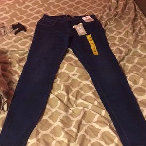 a pair of blue jeans